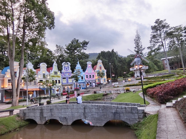 เที่ยวระยอง สตรอเบอรี่ ทาวน์ สไตล์เนเธอร์แลนด์