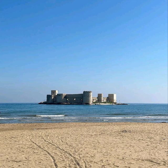 梅爾辛 (Mersin) 的驚喜之旅：陽光、沙灘與熱情洋溢的城市