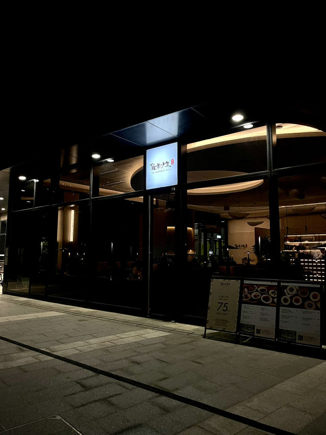 將軍澳單車場館🚴‍♂️ 一間Cozy又浪漫Cafe☕️🍴