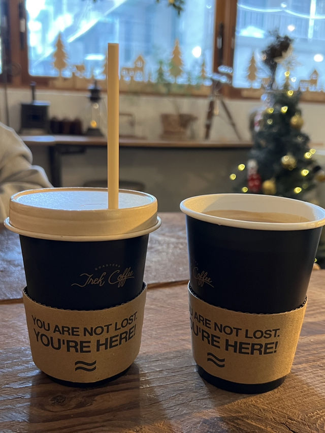 Trek Coffee Roasters คาเฟ่ลับที่น่ารักมาก 🎄