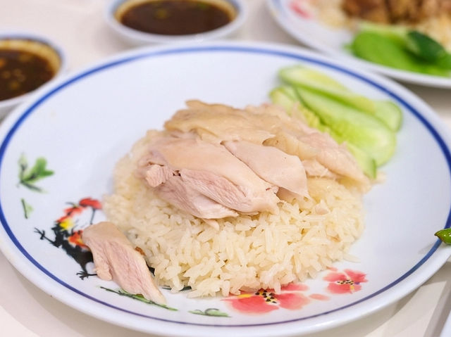 泰國🇹🇭 - 曼谷 紅大哥水門雞飯 水門市場的米其林必比登推薦美食 