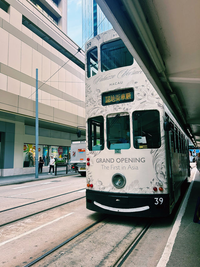 レトロなトラムに揺られて、香港の街を満喫🚋✨