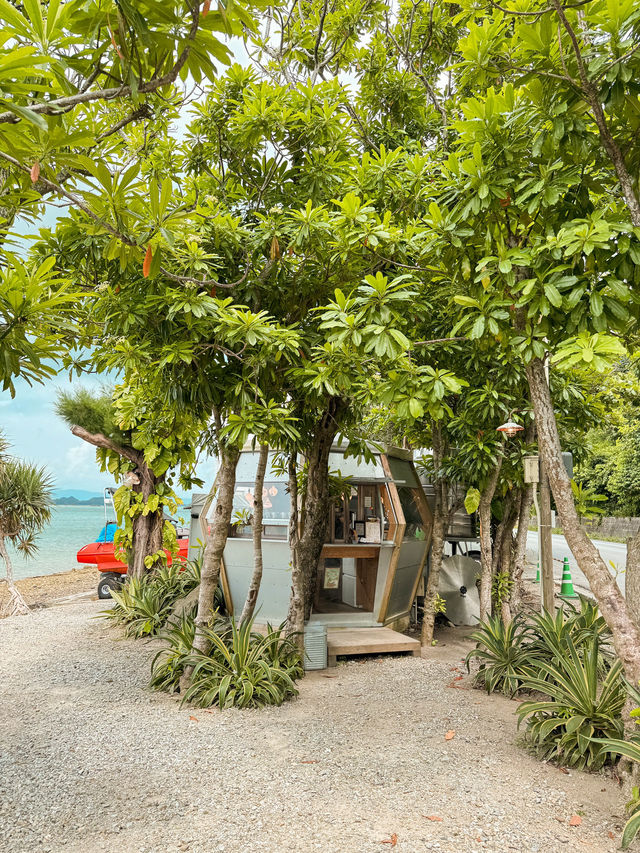 沖繩小眾打卡景點 鞦韆海景cafe 🏝️