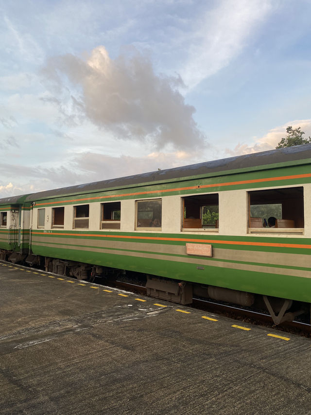 สถานีรถไฟเขาชัยสน พัทลุง