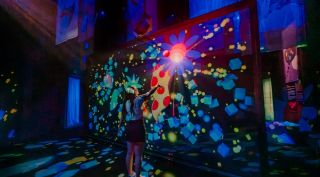New Things to do in MARCH - Singapore Mirror Mirror Arts Exhibit