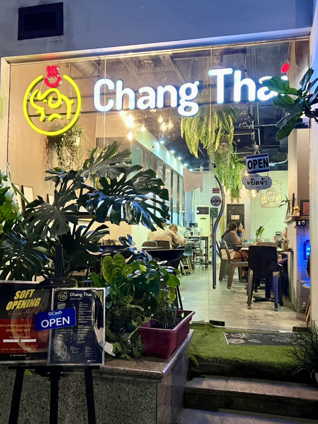 Amazing Thai Food in Manila! Chang Thai