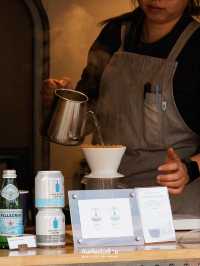 อีกหนึ่งร้านกาแฟเมื่อมาถึง The Peak