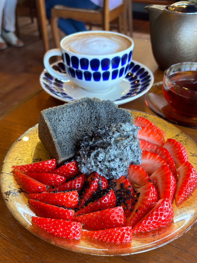 【福岡カフェ】ボタニカルな癒しのカフェ