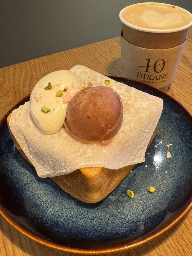 春限定！厚切りパンの桜トースト🌸