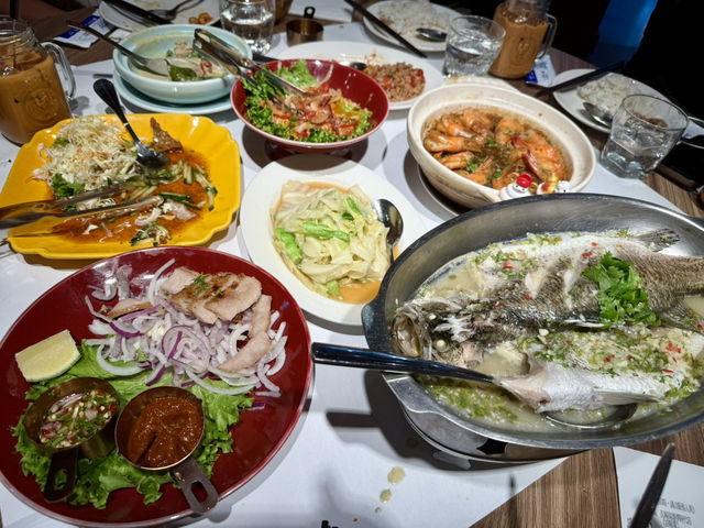 夢時代藍鯨館B1（瓦城）非吃不可的美食餐廳