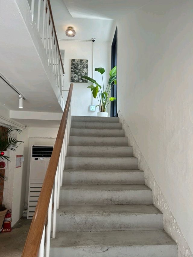 [🇰🇷ソウル]ベイカースト ブラウン – パン好きの心をつかむ新論峴の新ベーカリーカフェ