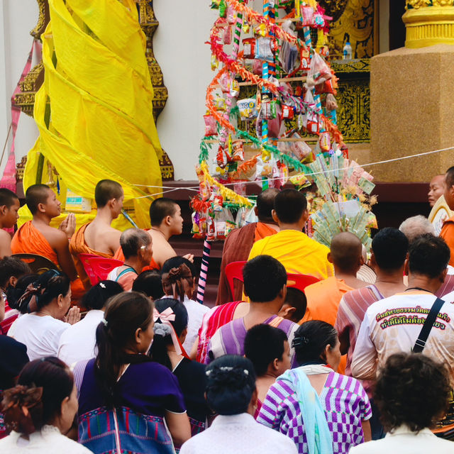 ประเพณีสรงน้ำพระธาตุศรีปกรณ์ธรรมมงคล