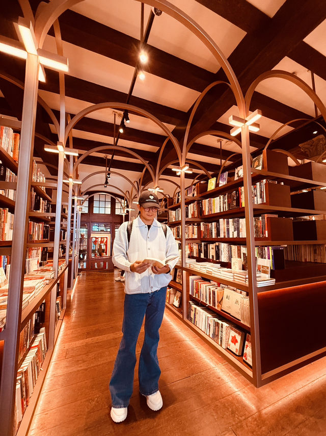 上海上生新所-蔦屋書店
