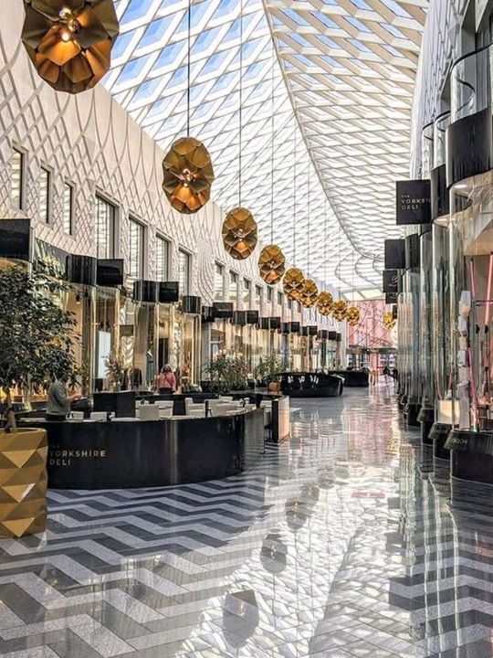 a true gem in the heart of the city, offering a shopping experience that’s both elegant and exciting