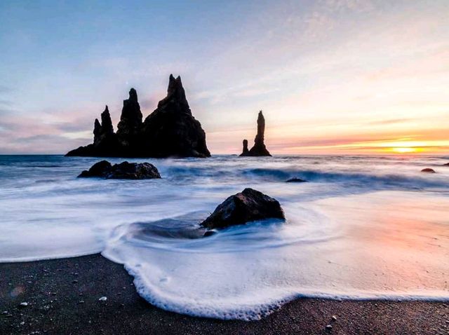 Víkurfjara Black Sand Beach: One of a kind attraction!