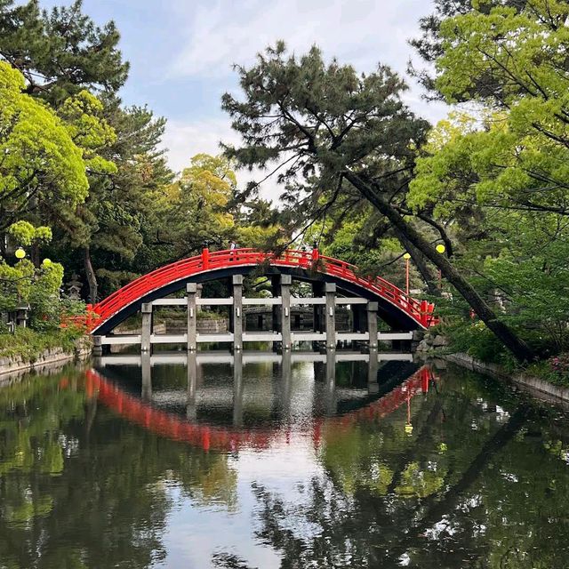 Sumiyoshi Taisha Shrine