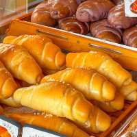 𝐀𝐬𝐭𝐞𝐫 𝐂𝐚𝐟𝐞 & 𝐁𝐢𝐬𝐭𝐫𝐨 🧈🥐