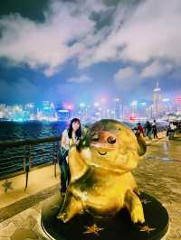 A Night Stroll Along the Hong Kong Avenue of Stars – Statues, Skyline, and a Photo with McDull