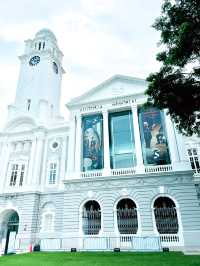Day 2 Citywalk: Exploring the Iconic Victoria Theatre & Concert Hall 