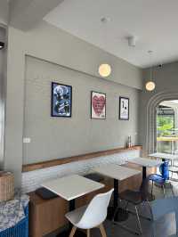  Babe Velvet Cafe