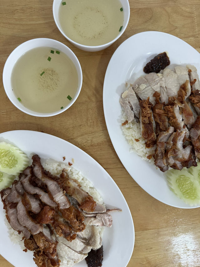  ข้าวมันไก่แม่พาเพลิน 