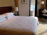 "Sheraton Guangzhou Hotel: Urban Comfort in the Heart of Tianhe"