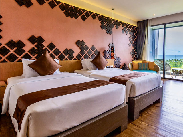 Crest Resort & Pool Villas Phuket