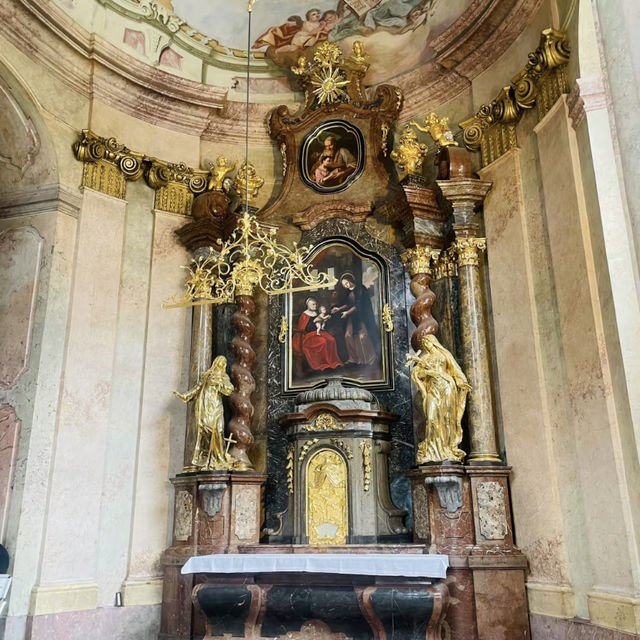 A Day of City Walking in Prague: Absolutely Breathtaking! 🚶‍♀️✨