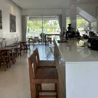 beautiful cafe 