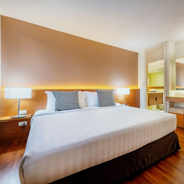 A Sophisticated Stay in Bangkok’s Bustling Heart