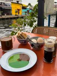 Breakfast by the River: Baba Kaya’s Nostalgic Bites in Melaka