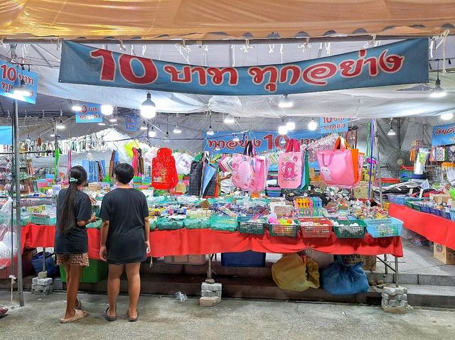 🎪 "ถนนคนเดิน Bravo BKK - ฟีลงานวัดกลางกรุง!" 🎡