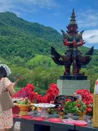 องค์ท้าวเวสสุวรรณลอยฟ้า’ ที่วัดป่าคาสามัคคี