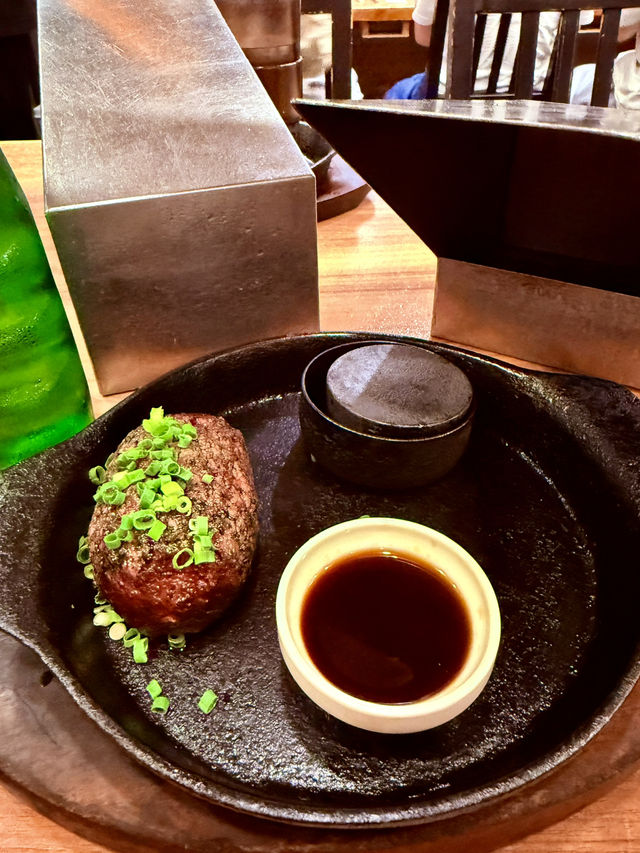福岡人氣餐廳「極味屋」，無敵好吃的漢堡排