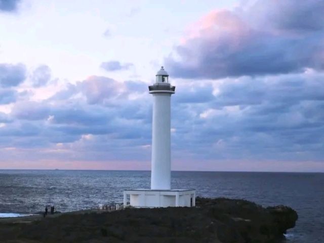 沖繩最美夕陽景點！走進海天交會的殘波岬，好感動！