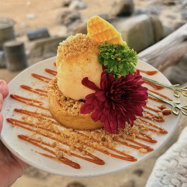 📍 Coming Home Café – ราไวย์ ภูเก็ต