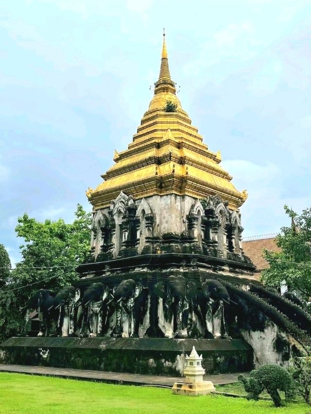Temple Hopping in Chiang Mai’s Old Soul