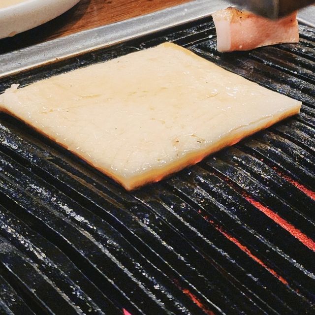 首爾新設洞站🐽好吃燒肉🐽方便 好吃 精緻