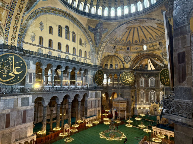 聖索菲亞：1500年歷史的建築奇蹟🇹🇷