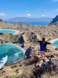 Island Hopping in Indonesia – Adventure & Views for Days! 🇮🇩🛥️
