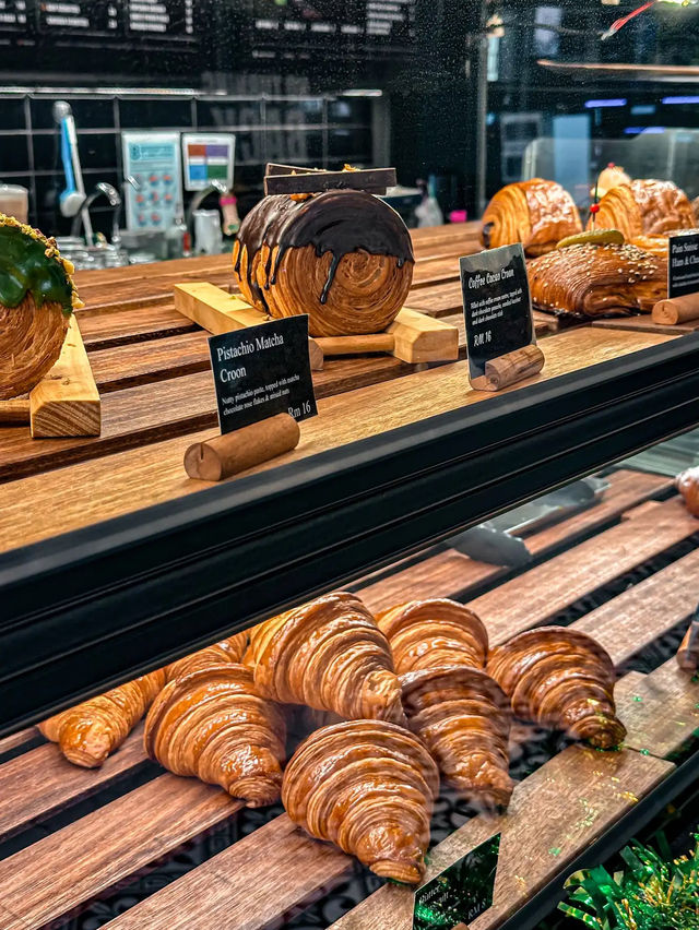 Charcoal, Croissants & Chill—BlackBixon Style
