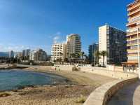 Playa Cantal Roig Hits Just Right