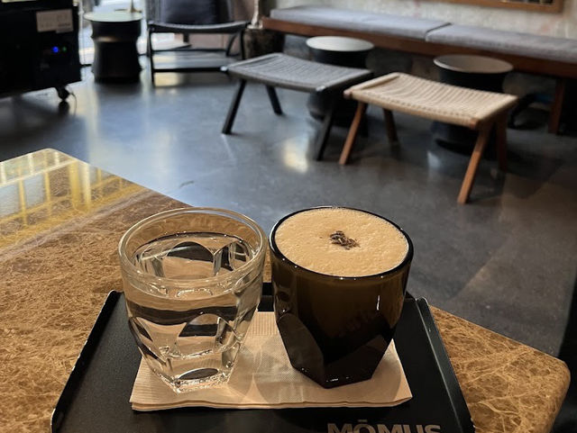 MŌMUS Coffee , Phuket 
