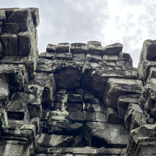 🛕 Bakong Temple – The Birthplace of Khmer Greatness