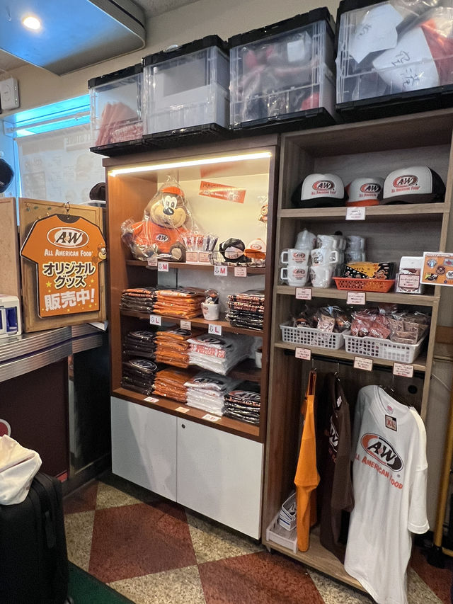沖繩限定美食！ 復古風漢堡店必食推介