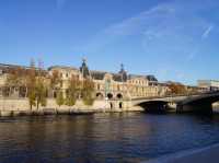 🗼 Sailing Through Parisian Dreams – River Seine Cruise