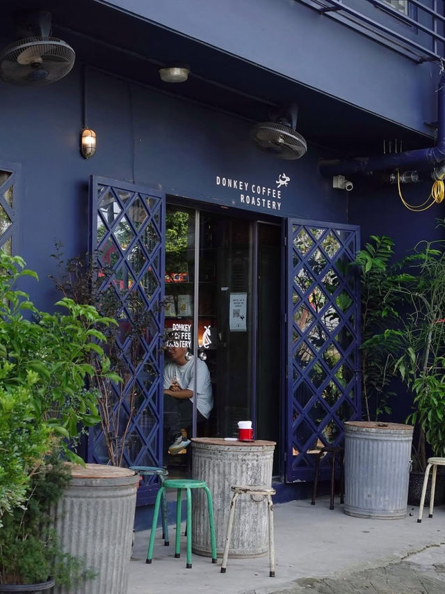 Hidden Pub Hanoi