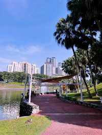 Permaisuri Lake Park: Peaceful Retreat with Nature and Wildlife