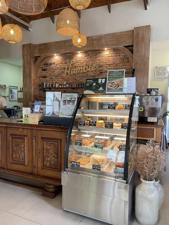 Humble Farm Kitchen Hatyai, Farm to Table Wellness in a Garden Oasis 