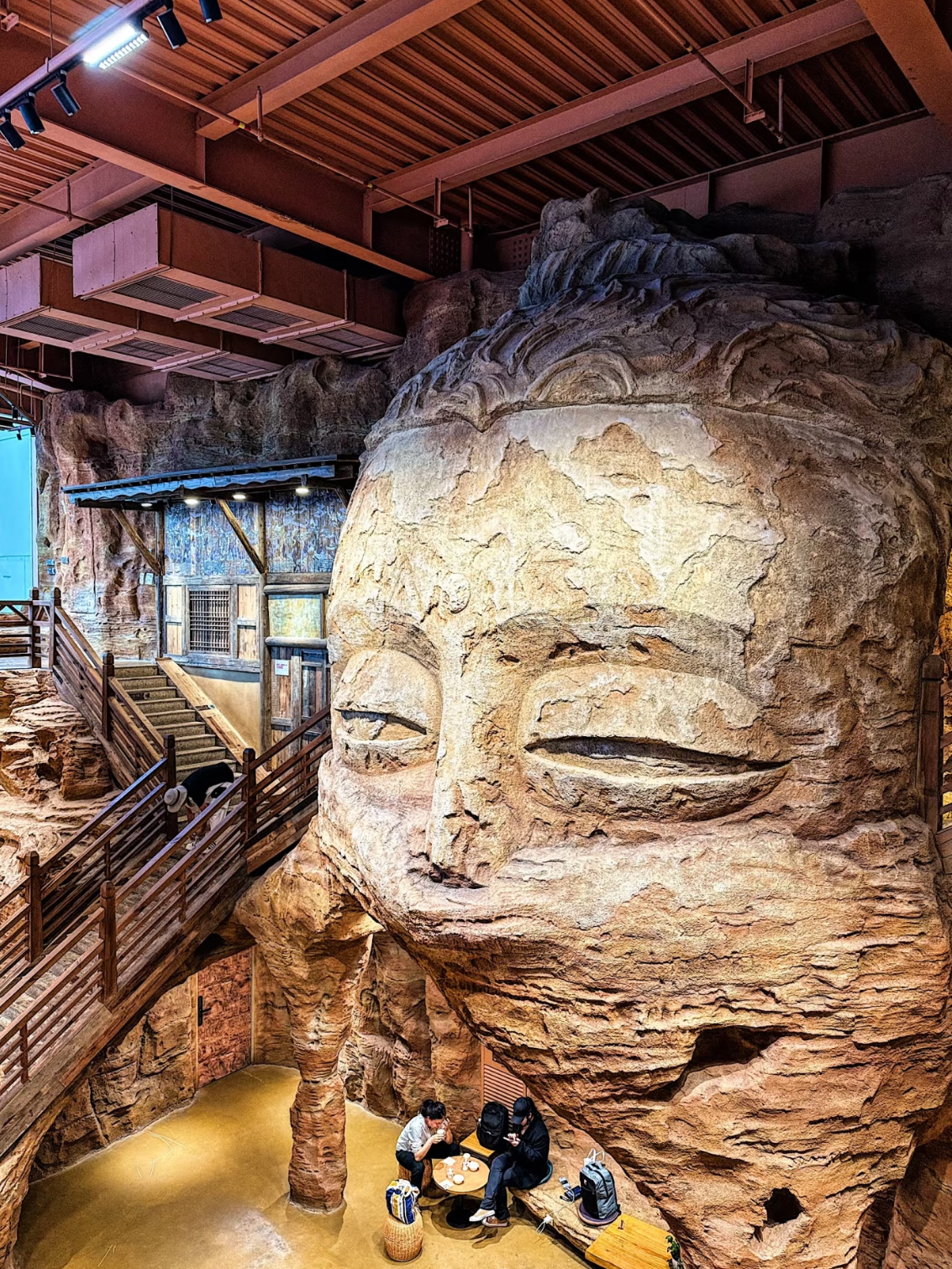#chinatravel 

🌟 Chayan Yuesè – Loulan Concept Store at Star City, Changsha

📝 Visiting Highlights

Step 1: Design & Mood
Walk between rock‑patterned pillars, live cavern motifs, and climb staircases to capture atmospheric light and shadow.

Step 2: Signature Teas
Try tiered-frontier inspired names like Youlan Latte, Shengsheng Oolong, or exclusive Loulan drinks for that poetic tea moment.

Step 3: Branded Merch
Shop creative stationery, themed cups, posters, or tea sets echoing the Loulan visual identity.

Step 4: Photo Ops
Ideal spots: cave-seating nooks, carved bar counter shots, and stairway-to-time visuals for Instagram or Reels.

#chinatravel #travelchina #china #travel #malaysiatochina #myitinerary #familytravel #chinatrip #changsha #茶颜悦色 